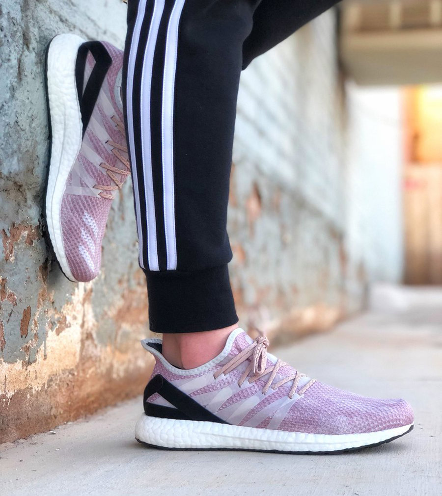 adidas,SPEEDFACTORY AM4  可爱淡粉！全新配色 adidas SPEEDFACTORY AM4 上脚照曝光