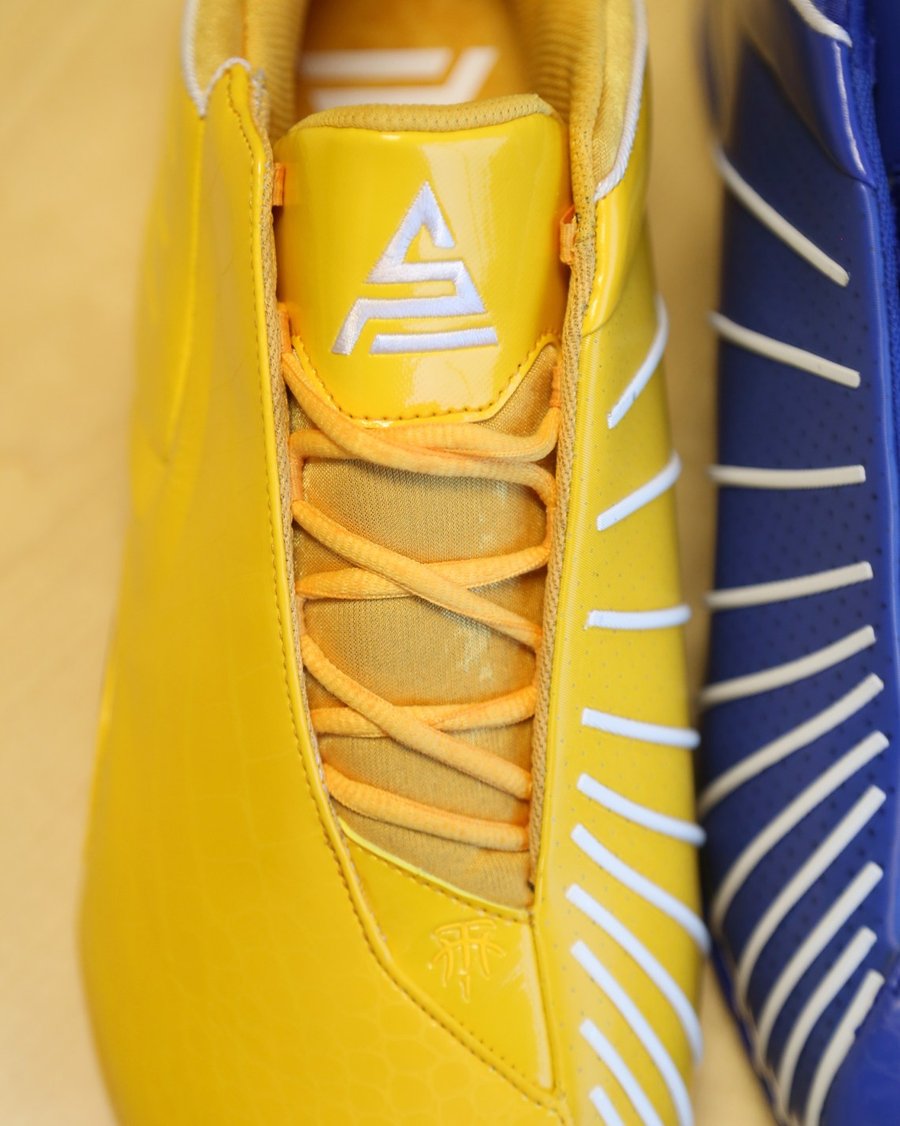 adidas,T-Mac 3  鸳鸯 T-Mac 3 再现！杨少侠圣诞战靴引人注目