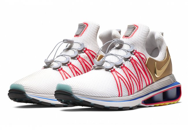 Nike,Shox Gravity,AQ8553-009   将于本周发售！经典缓震科技将再次回归！