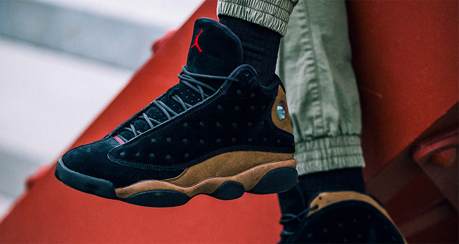 414571-006,AJ13,Air Jordan 13 414571-006 AJ13 这是今年的第一双 Air Jordan 13！黑麂皮示人，营造沉稳质感