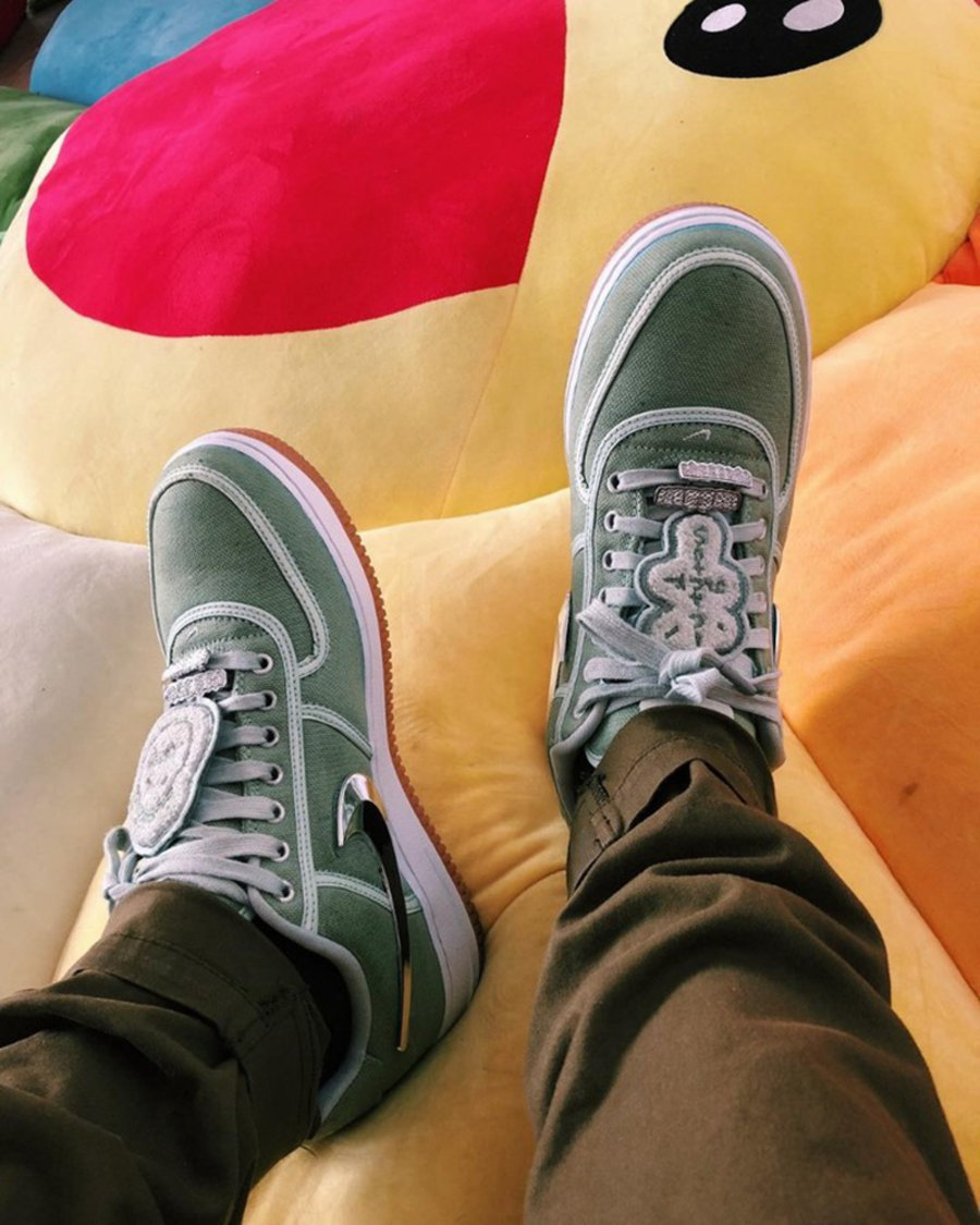 Travis Scott,Air Force 1,Nike,  新配色实物曝光！Travis Scott x Air Force 1 首次亮相