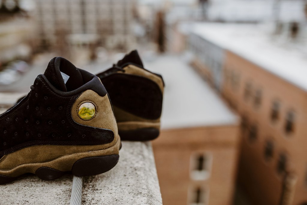 AJ13,Air Jordan 13,414571-006  通体麂皮打造！Air Jordan 13 “Olive” 明日官网正式上架