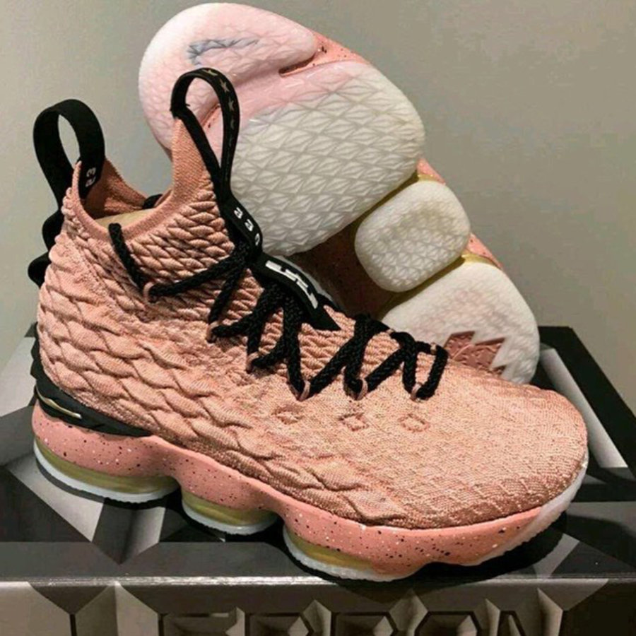 Nike,LeBron 15,897650-600  奢华玫瑰金！全明星配色 LeBron 15 “All-Star” 实物曝光