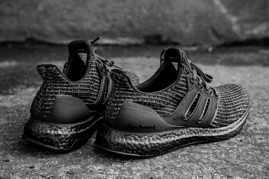 adidas,Ultra Boost 4.0  黑武士再次现身！纯黑 Ultra Boost 4.0 将于近日发售