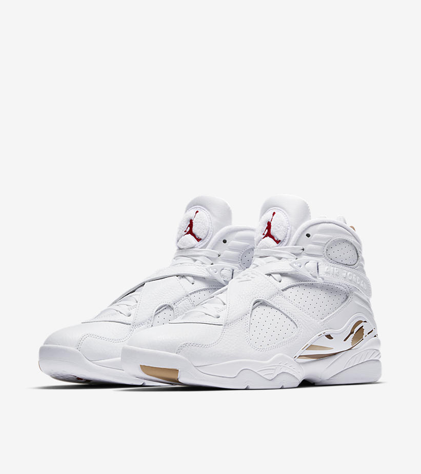 AA1239-135,AJ8,Air Jordan 8 AA1239-135 黑金 + 白金！Air Jordan 8 OVO 中国区下周发售！