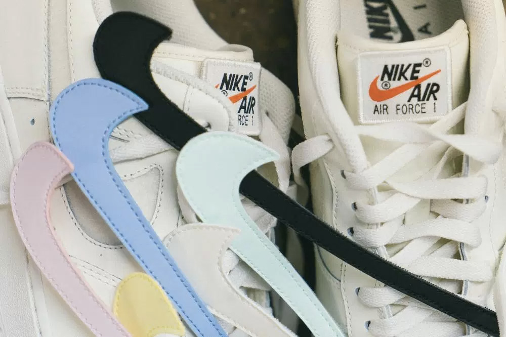 AF1,Air Force 1,Nike AF1 AH8462 换钩的 Air Force 1 到底有多好玩？反正小编们买好几双了...