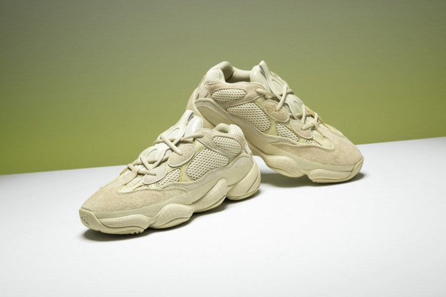 adidas,Yeezy Desert Rat 500  纯色风格依旧！全新配色 Yeezy 500 实物欣赏