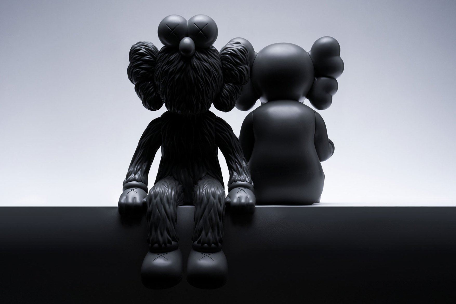 ASSC,OFF-WHITE,KAWS,UNDEFEATED  ASSC 终于改变设计了！巨型 KAWS 雕塑登陆国内并将永久展示