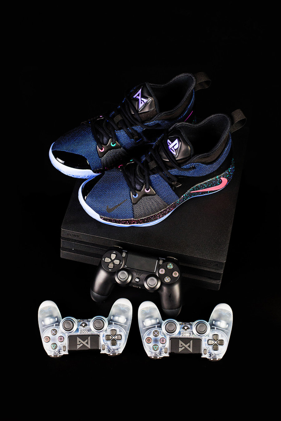 PG2,开箱,保罗,乔治,作为,一个,深度,的,游戏,  不市售的 PG2 x Playstation 豪华套装！小编带来第一手开箱！