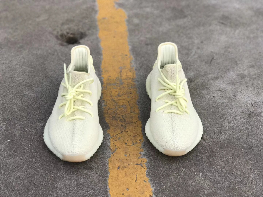 Yeezy 350 V2,Butter  六月发售！Yeezy 350 V2 “Butter” 最新美图曝光