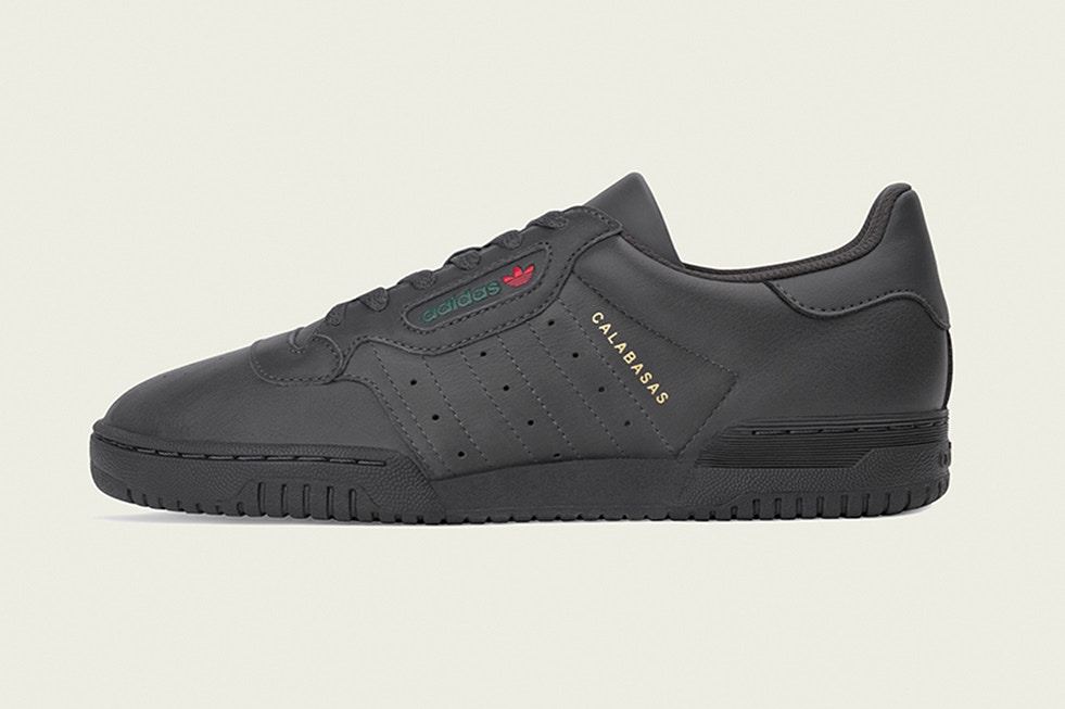 adidas,Yeezy PowerPhase  国内发售信息公布！纯黑 Yeezy PowerPhase 本周登场