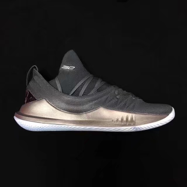 Under Armour,Curry 4,UA  Curry 5 释出！传言黑色版本将于 3 月 14 日发售！