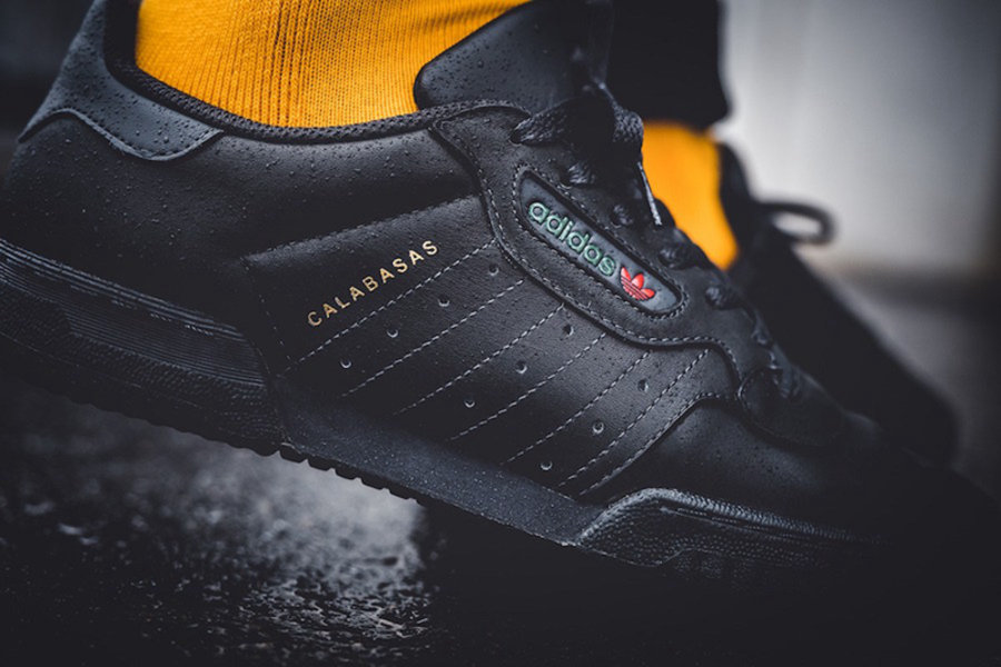 adidas,Yeezy PowerPhase,CG6420  即将登场！Yeezy PowerPhase “Core Black” 上脚究竟如何？