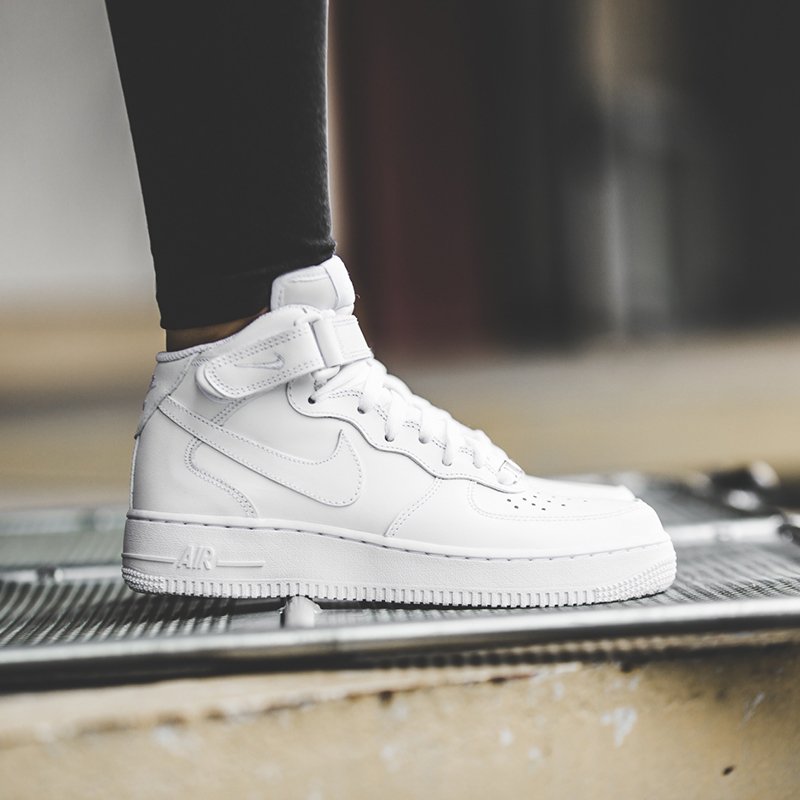 Nike,AJ,Air Jordan,adidas  送男友哪双鞋最合适？看完这篇你再也不会送错！