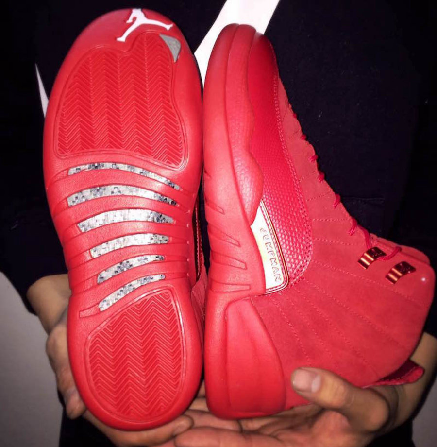 Air Jordan 12,AJ12  大红麂皮！Air Jordan 12 “Red Suede” 更多实物细节曝光