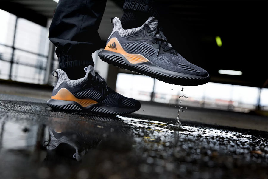 CG4762,Alpha Bounce,adidas CG4762 上脚帅气又科幻！adidas Alpha Bounce Beyond 现已发售