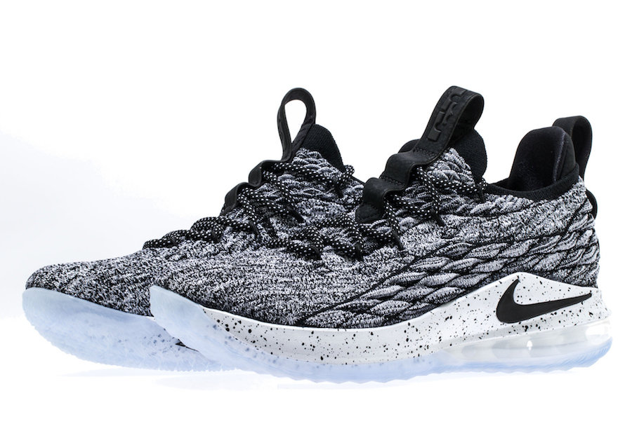 Nike,LeBron 15 Low,AO1755-002,  都是黑白却风格迥异！两双 LeBron 15 Low 下月正式发售