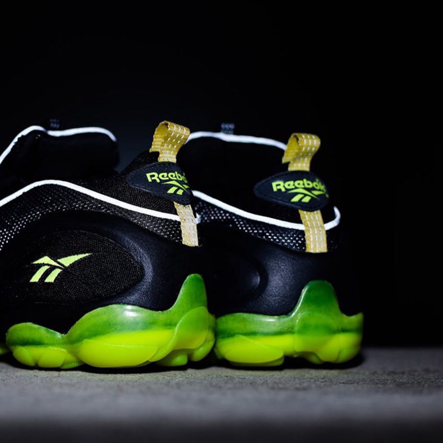 atmos,Reebok,DMX Run 10,CN5937  亮眼荧光色！atmos x Reebok DMX Run 10 即将登场