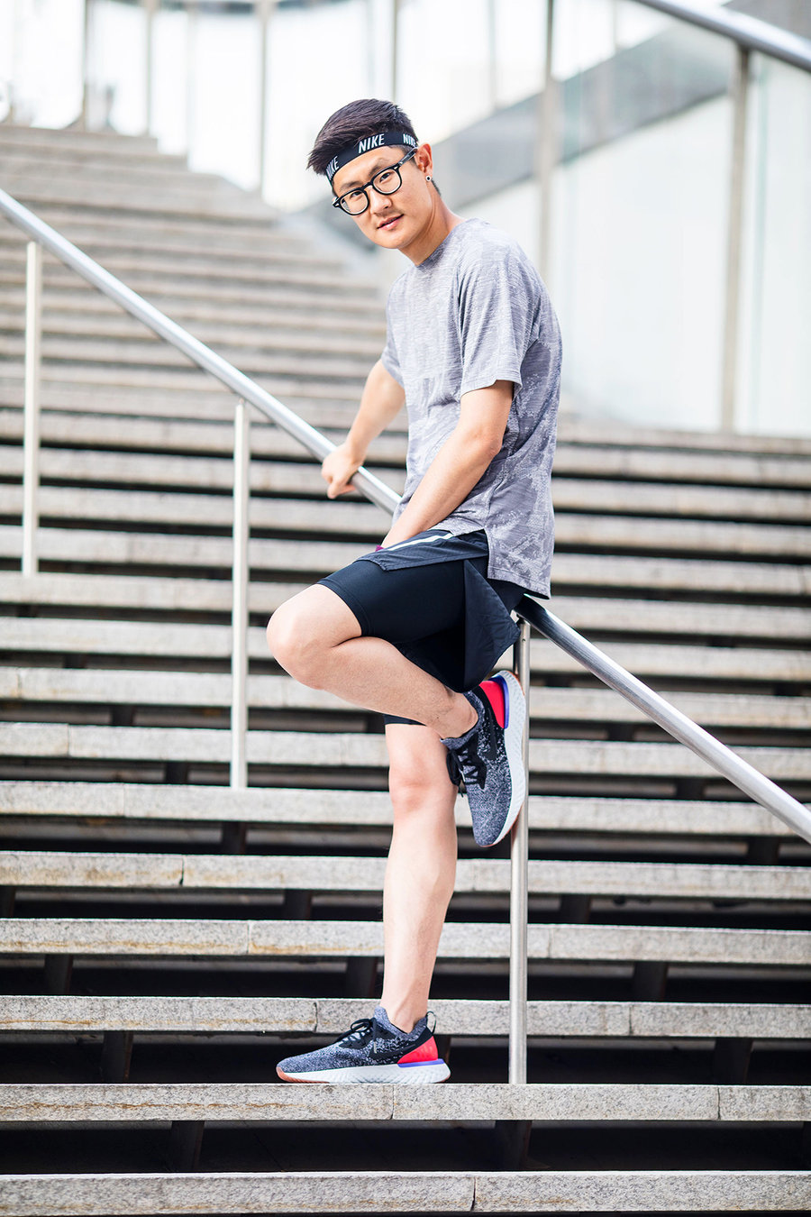 Nike,Epic React Flyknit  夏天想要活力无敌还清凉宜人？让小姐姐给你答案！