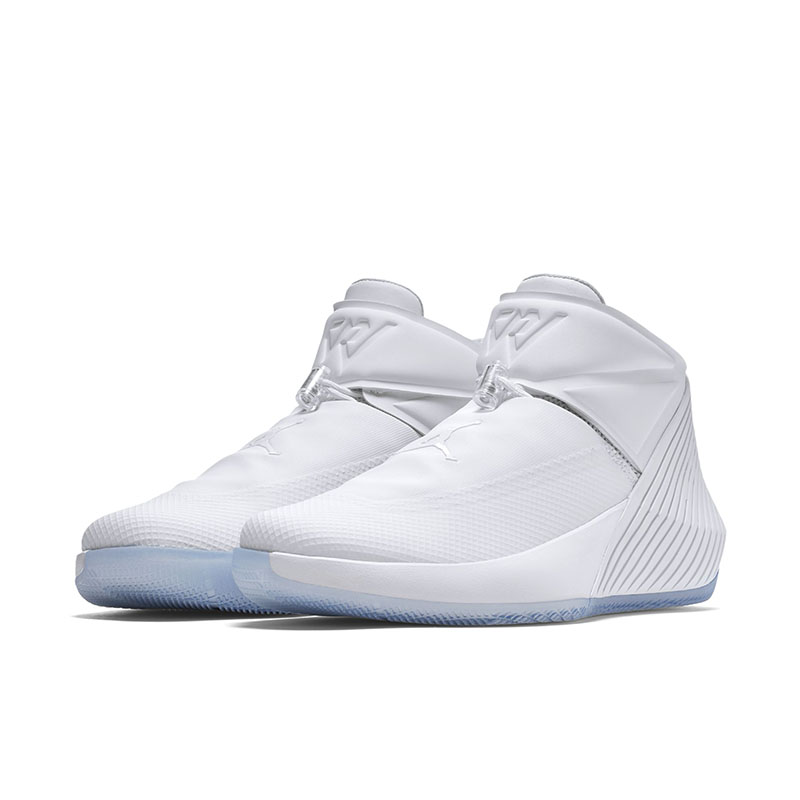 威少,Jordan,Why Not ZER0.1,AQ902  买笔送鞋？威少这双纯白新战靴有点特别
