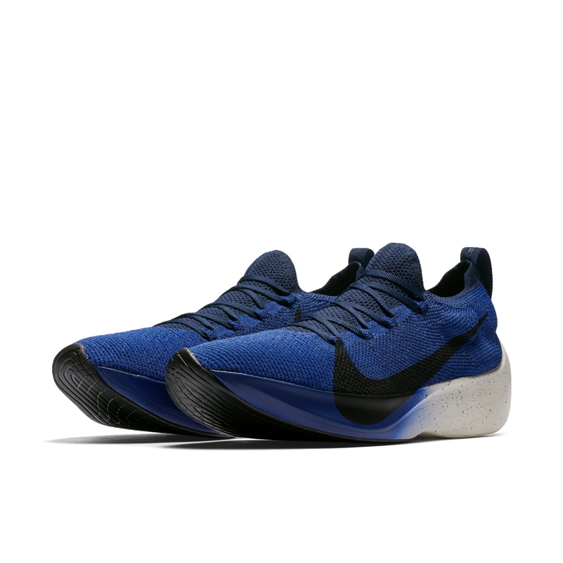 Nike,Vapor Street,  人气纯白现身！潮流跑鞋 Vapor Street 带来两双全新配色