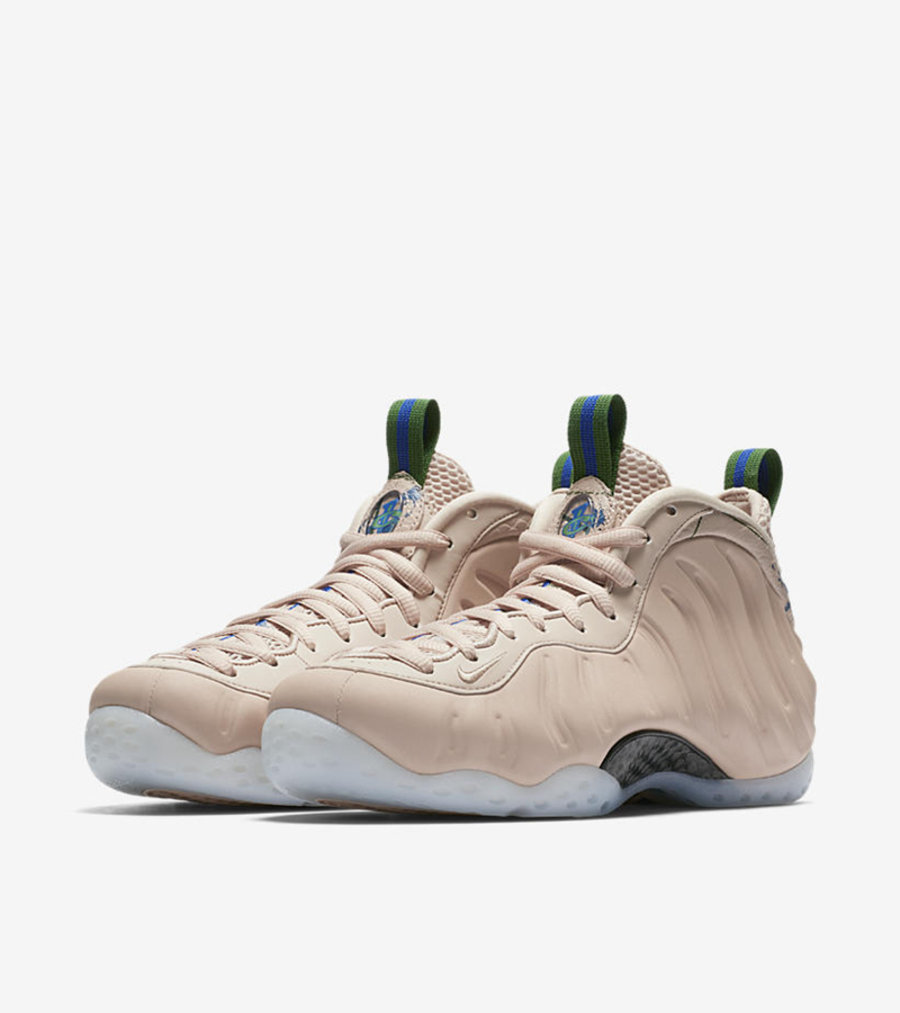 Nike,Air Foamposite One,AA3963  明天官网发售！女性专属 Air Foamposite One 即将登场