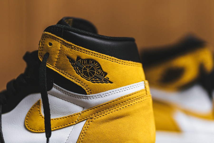 555088-109,AJ1,Air Jordan 1 555088-109 AJ1 既有黄麂皮，又是黑脚趾！Air Jordan 1 “Yellow Ochre” 美图欣赏