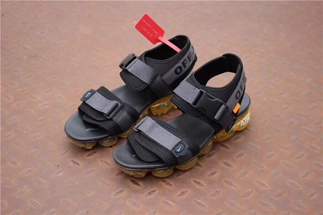Nike,OFF-WHITE  OFF-WHITE x Nike 联名拖鞋？看到它你会买吗？