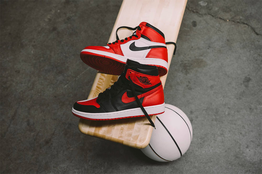 AJ1,Air Jordan 1  带编号 VS 无编号，看看两种 Air Jordan 1 “Homage To Home” 实物美图对比