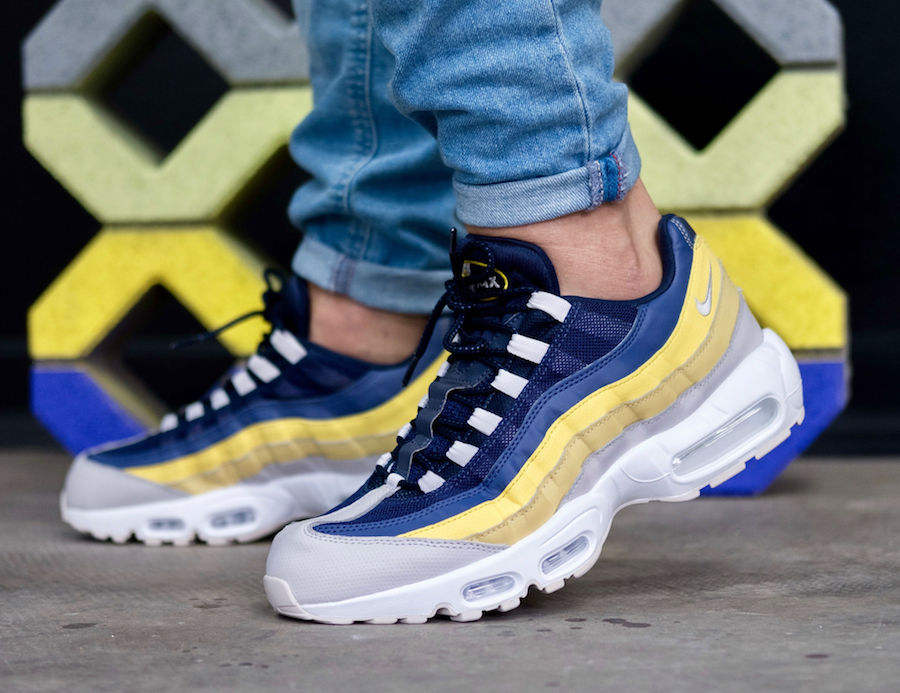 Nike,Air Max 95  色彩层次出众！全新 Air Max 95 “Lemon Wash” 上脚欣赏