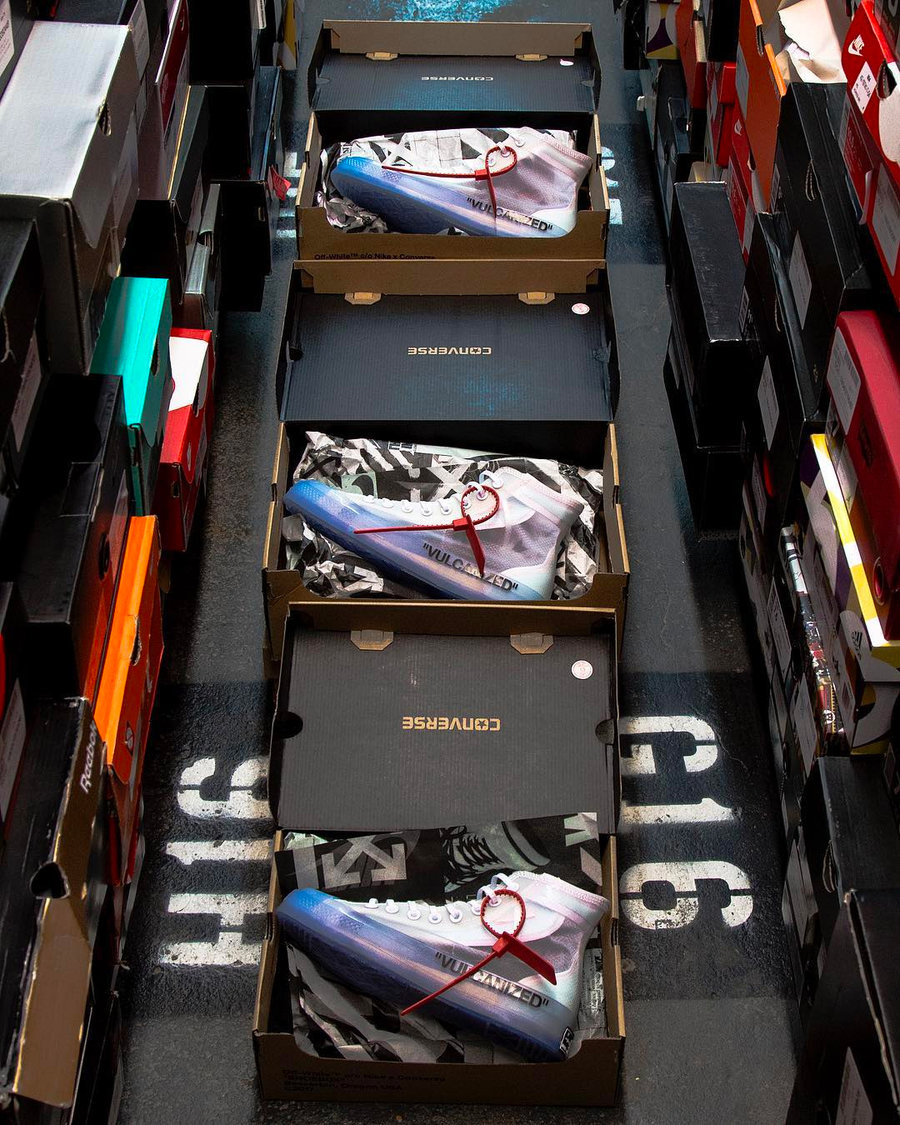 OFF-WHITE,Converse,Air Mag,Nik 看看 StockX 上最贵的 9 双鞋!没准你有其中的几双 OFF-WHITE,Converse,Air Mag,Nik 看看 StockX 上最贵的 9 双鞋!没准你有其中的几双