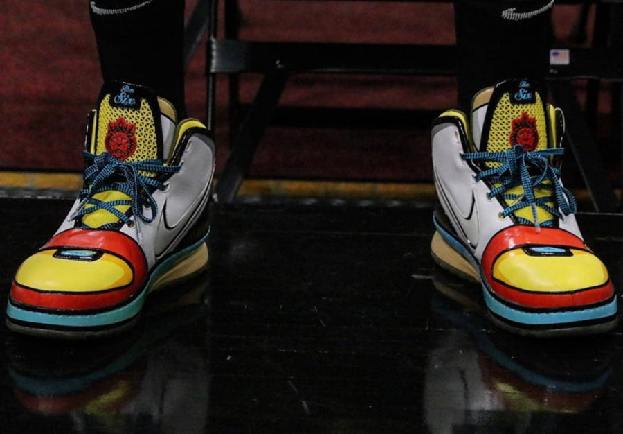 Nike,Zoom LeBron 6,明星,上脚  这双鞋价值超 20 万！詹姆斯上脚 LeBron 6 “Stewie” PE
