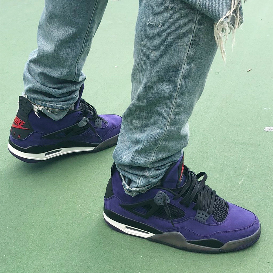 Travis Scott,Air Jordan 4,AJ4 AJ4 Travis Scott 本人再度上脚紫色 TS x AJ4，传言非市售