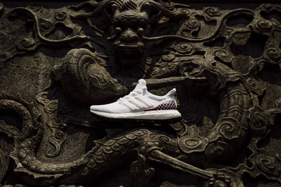 adidas,UltraBoost,发售  龙鳞后跟设计！adidas Ultra Boost 端午龙舟别注美图欣赏