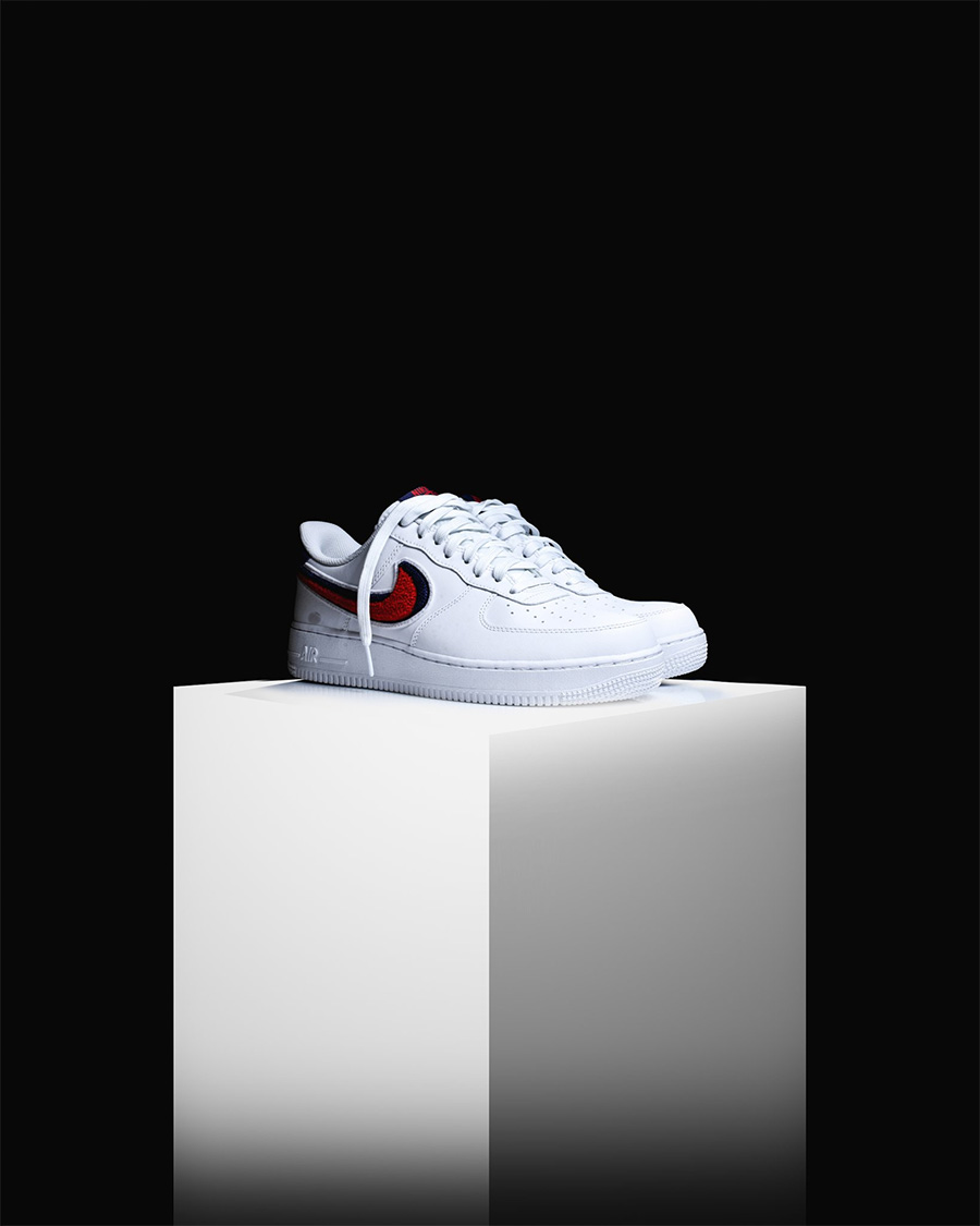 AF1,Air Force 1,Nike AF1 独特的雪尼尔材质！这双 Air Force 1 的大钩有些特别