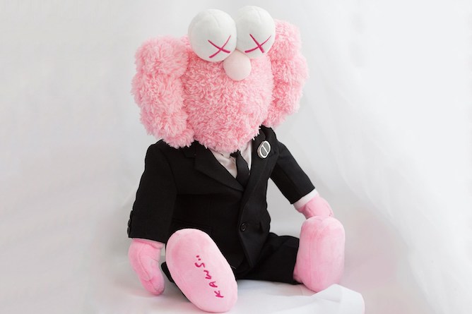 Supreme,dior,kaws,mmj,timberla  Supreme 18 春夏发售并未收官！天价 KAWS 现身 Stock X！