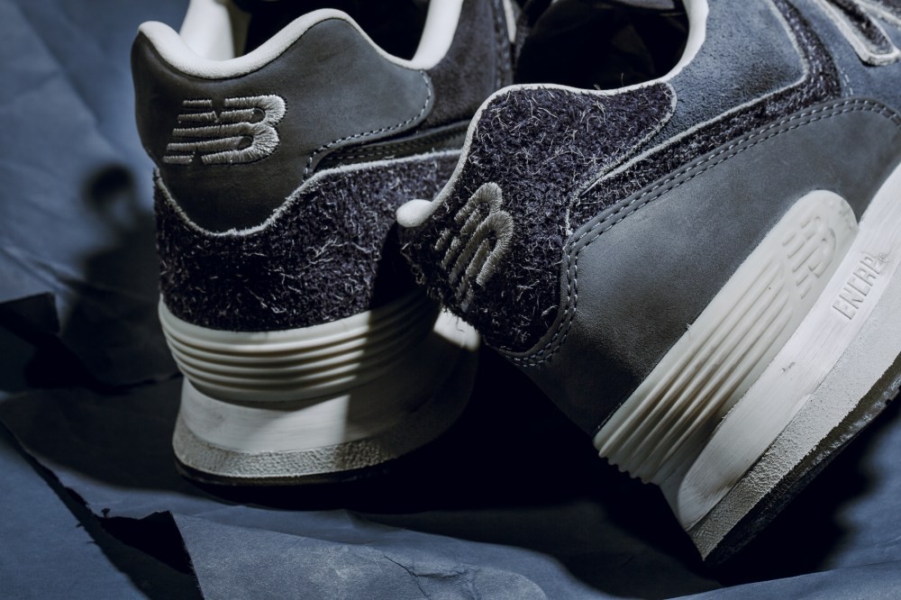 INVINCIBLE,New Balance  鞋身做旧处理！联名款 INVINCIBLE x New Balance 本周发售！