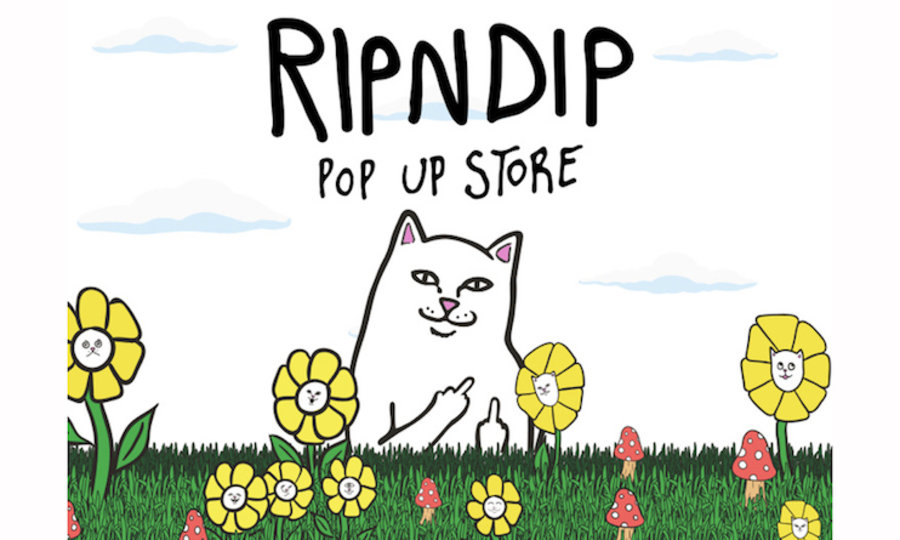 ripndip,LBJ,kobe  科比或将复出联手勒布朗？詹姆斯在学校里放了男孩们最爱的陈列！