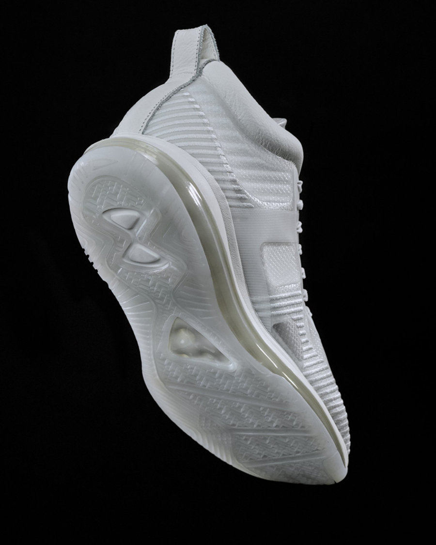 你,也有,机会,入手,John,Elliott,LeBron  你也有机会入手！John Elliott x LeBron Icon 纯白亲友限定曝光