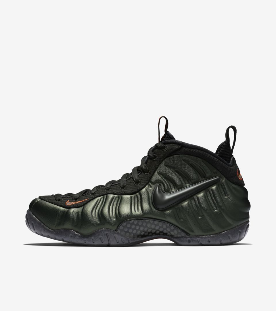 Nike,air foamposite pro sequoi  UNDEFEATED 联名即视感！全新橙绿泡明早官网发售