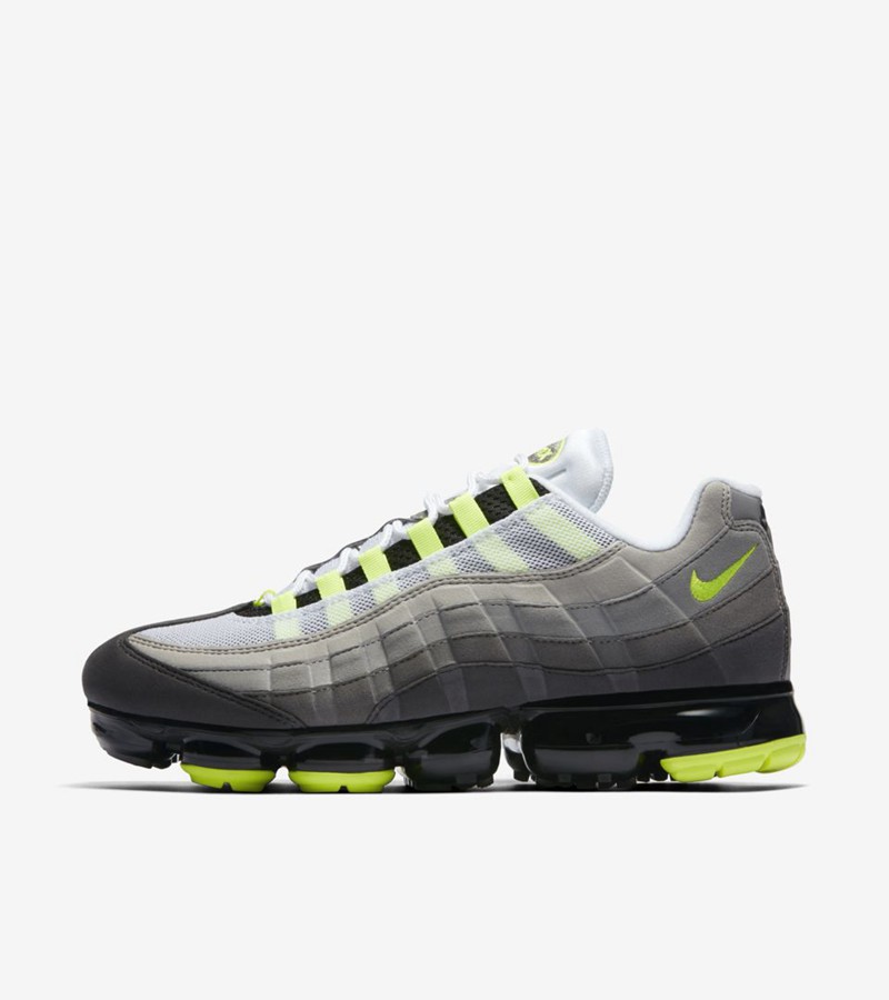 Nike,Air VaporMax 95,AJ7292-00  经典电光绿！Nike Air VaporMax 95 全新配色国内今日上架