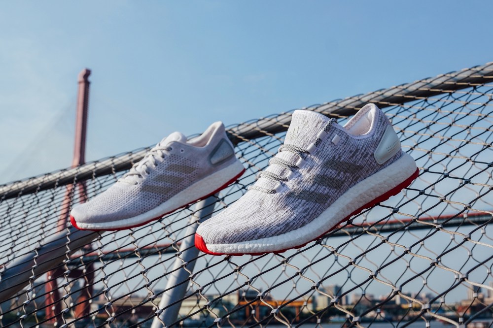 adidas,Pure Boost,CM8326,发售  活力感十足！全新配色 adidas Pure Boost 现已发售