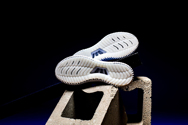 adidas,发售,Nemeziz Tango 18.1,A  高颜值+高性能！这双新品深受球鞋老司机钟爱！