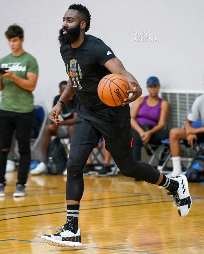 哈登,James Harden,adidas,Harden  依旧全掌 Boost！哈登训练期间上脚最新 Harden Vol.3 签名鞋！
