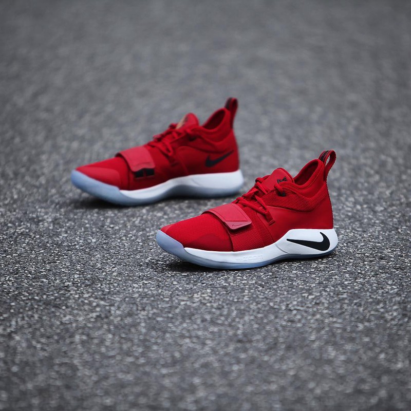 Nike,PG 2.5,大学,斗牛犬,发售  致敬母校！乔治最新战靴 PG 2.5 全新大学配色下月发售