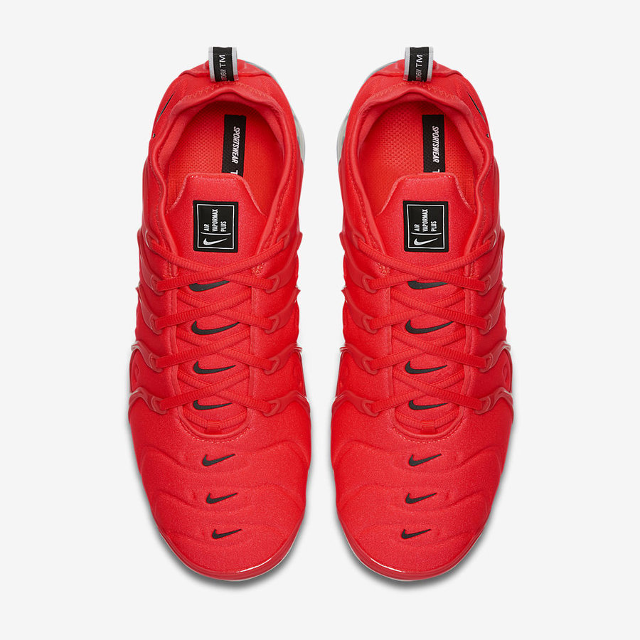 Nike,VaporMax Plus,发售  超多 3M Logo 加持！Air VaporMax Plus 全新配色官图释出