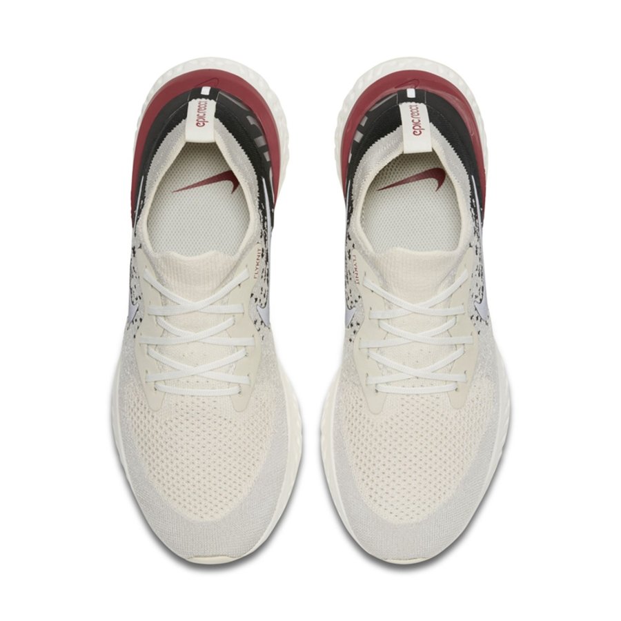 Nike,Epic React Flyknit  清新淡雅造型！Nike Epic React Flyknit 全新配色官图释出