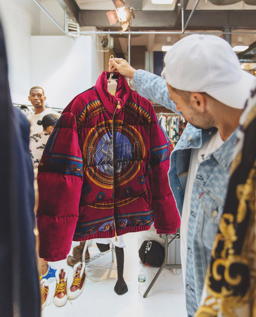 clot,kith,versace  主理人亲自曝光 KITH x Versace 联名！CLOT 奉上中秋月饼礼盒！