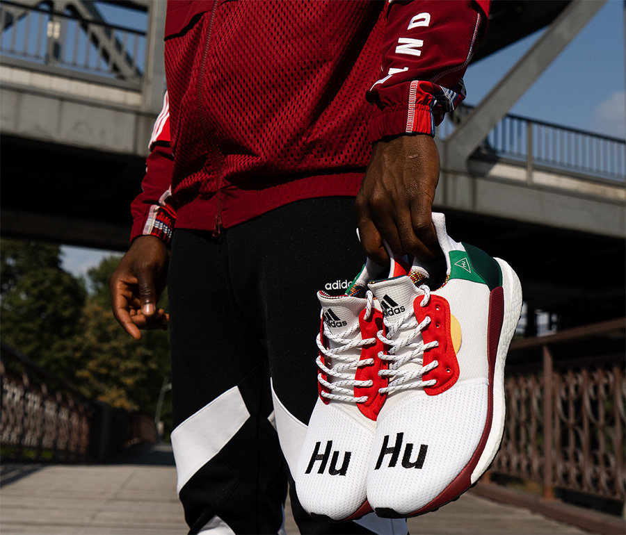 Solar Hu,adidas,菲董  最骚的跑鞋？全新菲董 Solar Hu Glide 三款配色各藏惊喜！