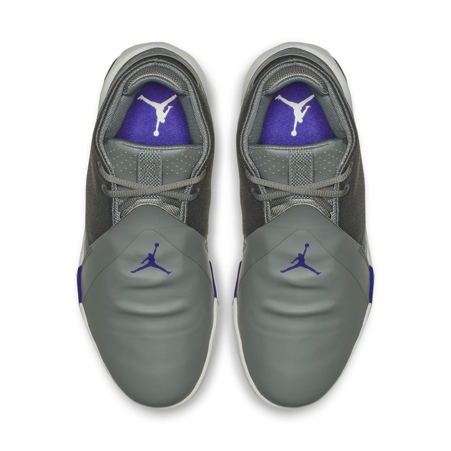 Jordan,Ultra Fly 3  战斗形态！蓝白灰 Jordan Ultra Fly 3 造型犀利！